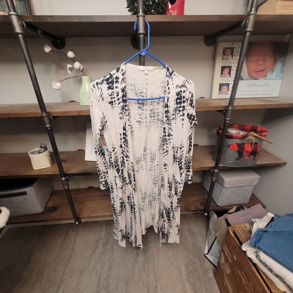 Lularoe long cardigan - Picture 2 of 4